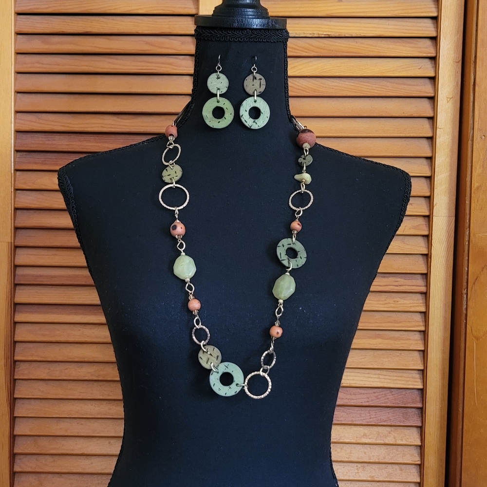 NWT Boho Necklace with Earrings Set